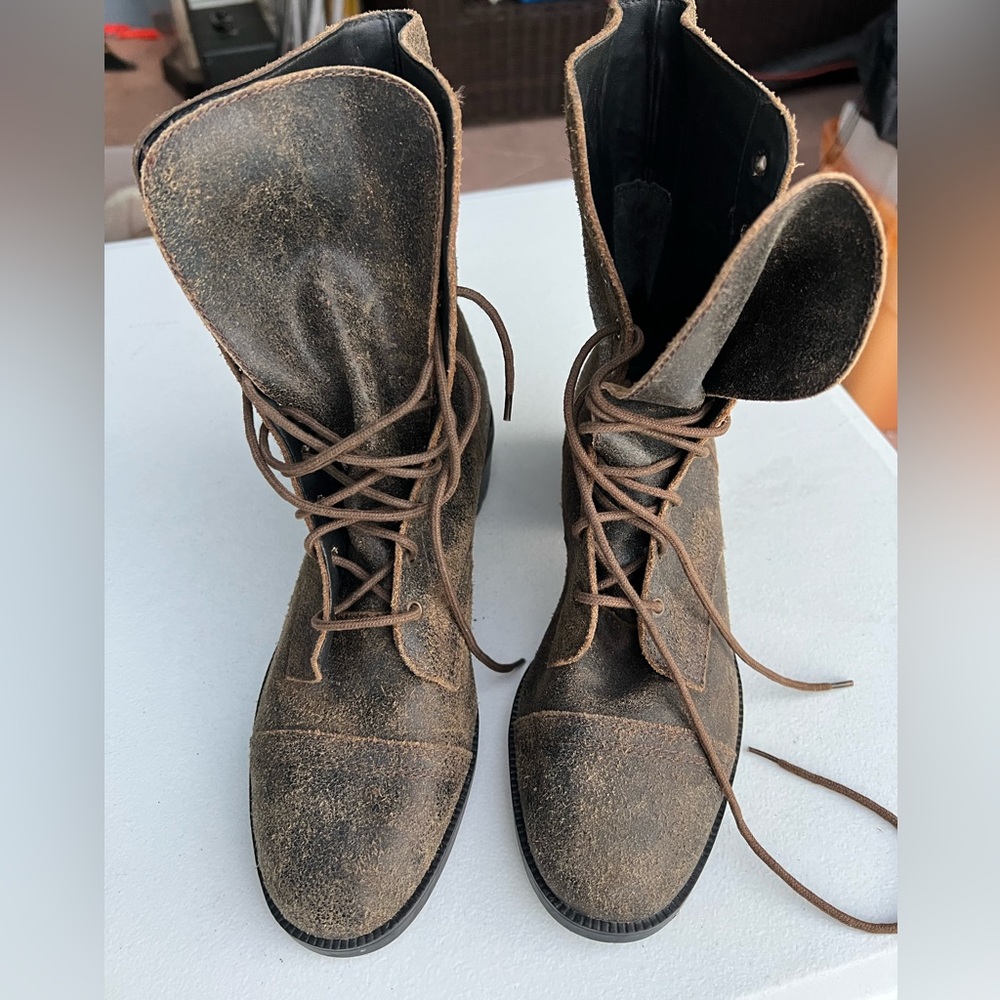 Vintage New Woman’s Boots Size 9